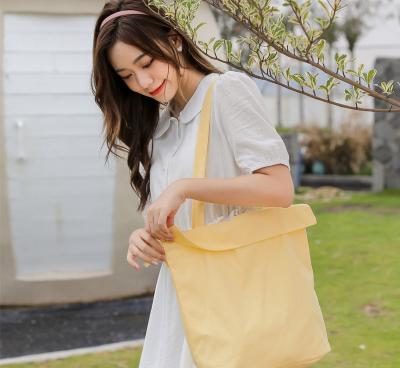 Chine Vintage Hand Canvas Good Quality Folded Bestselling Custom Drawstring Bag Excellent For Women à vendre