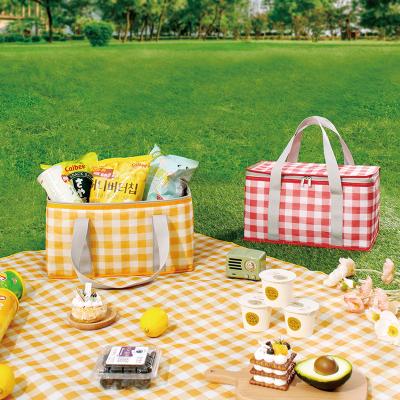 China Large Capacity Reusable Camper Supplies Cllapsible Tote Picnic Pasket Portable Market for sale