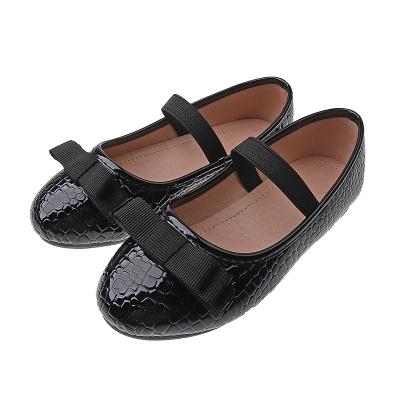 Κίνα New Fashion Cavity Kids Hollow Roman Sandals Girls Flat Roman Princess Sandals Direct Sales RTS Outdoor Sports Shoes προς πώληση