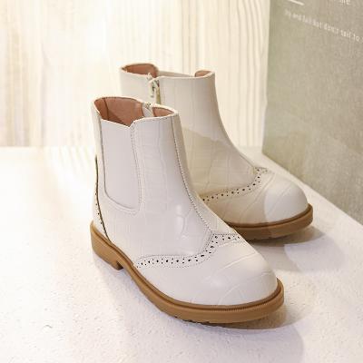 China Deodorization bota Para ninos designer winter shoes and fashion uggh hairy boot for kids for sale