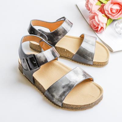 China Para ninas sandalia flat ninos mix colors flower decoration plastic foam summer stimulants girls sandal for kids zu verkaufen