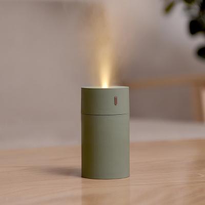 China 2022 Newest Modern Car Designer With Mini Office Desk USB Cup Table 180ml Small Warm Light Air Humidifier for sale