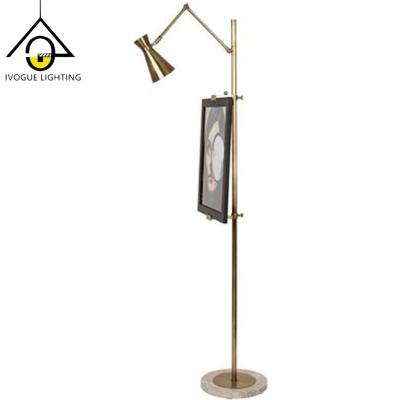 China 2021 Luxury Decorative Hotel Crafted Geometric Design Crystal Floor Lamp Indoor Led Floor Light for sale