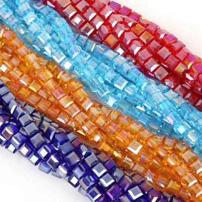 China Cheap Jewelry Decoration 4/6/8/9/10/12/14mm Loose Glass Bead For Necklace High Quality Square Glass With Hole Bead for sale