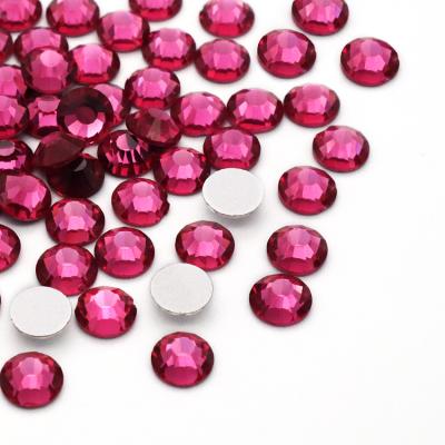 China Flatback Ss3~Ss34 Crystal Designs Rhinestone Bulk Glass Nail Studs Diamond Stone Red Bling Rhinestone for sale