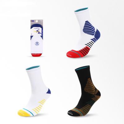 China Athletic Sports Home Mens Basketball Socks Elite Embroidered Sports Fashion Socks Football Socks for sale