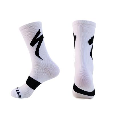 China Sports professional mountaineering socks tube basketball football sports cycling socks running socks wholesale for sale