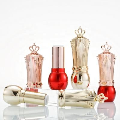 China Factory Price Cosmetics Packaging 12.1mm Empty Gold Crown Red Lipstick Tube for sale