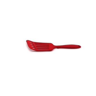 China Sustainable Kitchen Essential Tools Non Stick Easy Clean Custom Red Egg Turner Slotted Turner Cooking Utensils Silicone Salad Spatula for sale