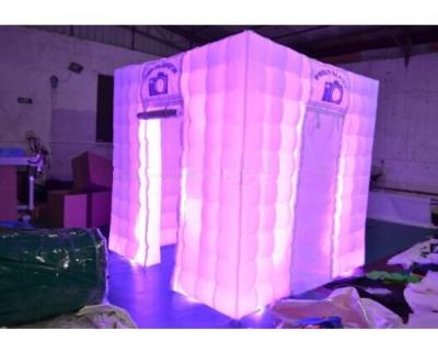 China Tienda inflable portátil del cubo de la tela de Oxford para los mercados con la luz del LED en venta