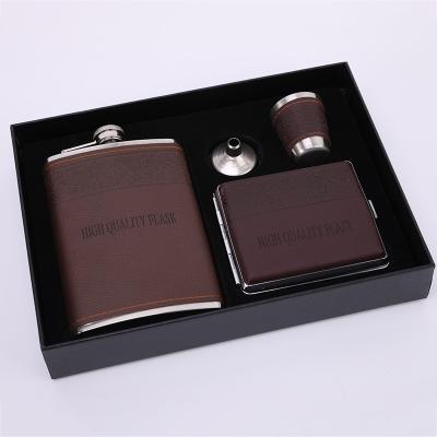 China Minimalist Amazon Success 8 Ounce Stainless Steel Brown High Quantity Hip Flask Gift Set With Gift Box Wholesale for sale