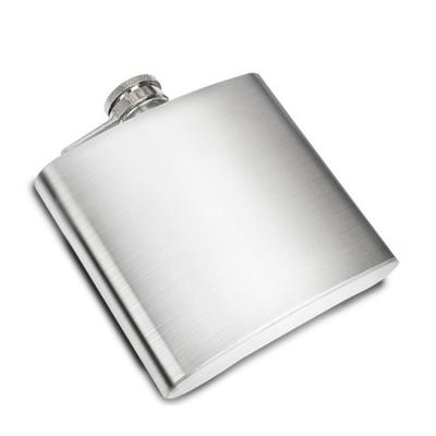 China Minimalist 6oz Stainless Steel Hip Flask Gift Set With Shot Glasses And Funnel for sale