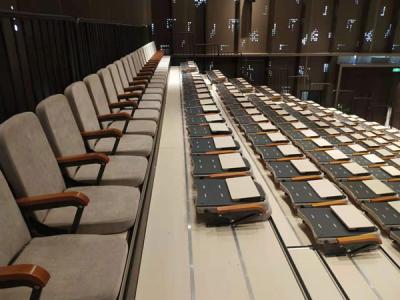 China Asiento de madera de la sala de clase del auditorio de los apoyabrazos/asiento retractable de los sistemas de la audiencia en venta