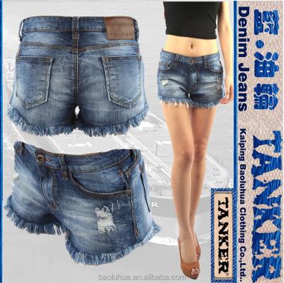 China S1568 Hot Girls Sexy Breathable Dark Wash Flare Mini Ripped Denim Shorts With Bottom Edge Fringes Pants for sale