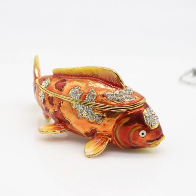 China Mini Small Europe Fish Box Mothers Day Keepsake Jewelry Trinket With Crystal Wedding for sale