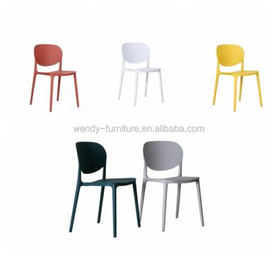 China Modern Classic And Cheap Best Sellers PP Plastic Dining Chair for sale