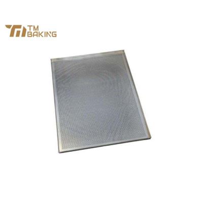 China Perforated Baking Pan 400*600mm Aluminum Viable Pan Food Tray Oven Tray Baking Trays Bakery Bread Biscuit Cookie For Sale for sale