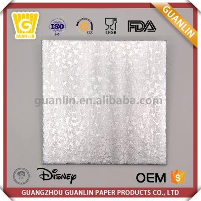 China Food Making Professional Disposable Custom Colored Square Cake Baking Paper Board for sale