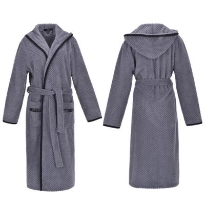 China The Factory Wholesale Price Coral Bathrobe QUICK DRY With Hood Jacquard Vogue Wear For Adults for sale