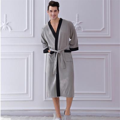 China Service Solid Color QUICK DRY Home Luxe Plain Dyed 100% Cotton Wafle Bathrobe for sale