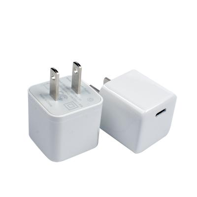 China Mobile Phone 20W PD Charger 5V/3A 9V/2.22A 12V/1.67A USB-C Type-C USB Charger PD AC Adapter For iPhone 12 for sale