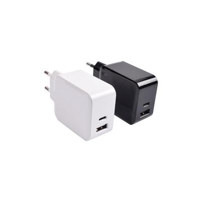 中国 Mobile Phone In Line EU Plug Mobile Phone Travel Charger PD30W 5V2.4A 9V3A 5V3A 24V1.25A Portable Mobile Phone Charger 販売のため