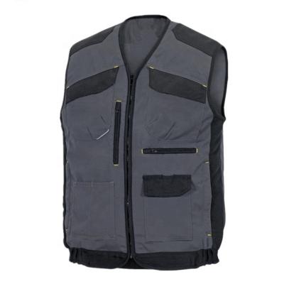 China Sustainable Multi Pockets Mens Sleeveless Running Vest for sale