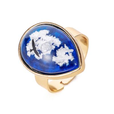 China Eco-friendly China Manufacturing Blue Sky Ring Resin Waterdrop Round Cheap White Clouds Rings for sale