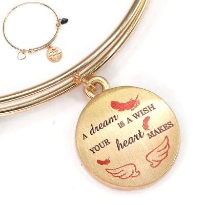 China CLASSIC Hot Selling Personalized Engraved Pendant Bracelet Jewelry Gold Plated for sale