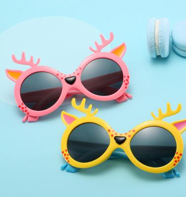 China Fashion sunglasses wholesale new silicone polarizing sunglasses for kids sunglasses for sale