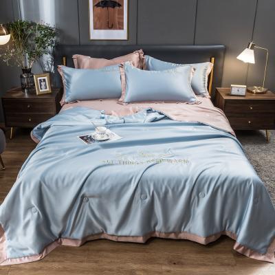 China Fine Quality Nondisposable Hot Selling Quilted 100% Polyester Fabric Summer Comforter Covers Pillowcases Bedding Set for sale