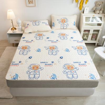 China Manufacturer Supply Latex Mat Hotel Bed Sheets Dorm Kids Nondisposable Bedding Set With Cartoon Characters for sale