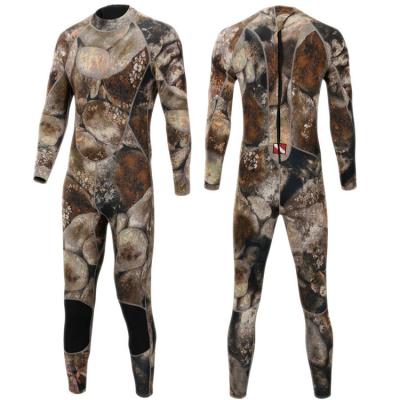 China Breathable New Warm Camouflage 3mm Diving Suit Winter Swimming One Piece Long Sleeve Swimsuit for sale