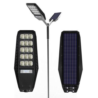 China ROAD High Lumens 300 Watt Outdoor Solar Street Lights Outdoor Sensing Solar Powered Lights for sale