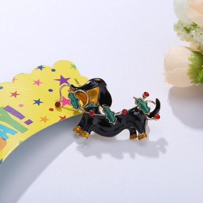 China 2021 Fashion Hot Selling Fashion Creative Cute Animal Rubber Glass Diamond Dog Puppy Brooch Cloth Decoration for sale