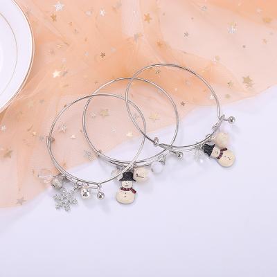 China 2022 Wholesale Cheap CLASSIC Many Charms Chinese Bracelet Jewelry For Christmas Gifts for sale