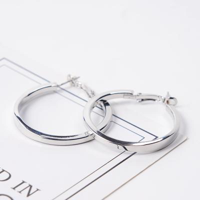 China 2021 Trendy small simple round earrings jewelry new fashion simple geometric shiny round earrings for sale