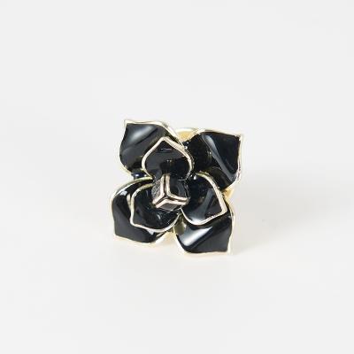 China 2021 new fashion camellia flower brooch Korean wholesale Zircon series three-dimensional exquisite flower brooch for sale