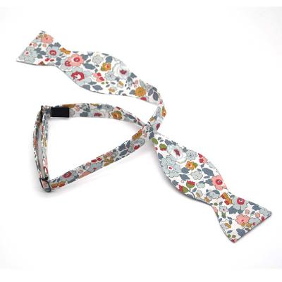 China New arrival fashion custom floral 100% cotton self tie bow tie for men for sale