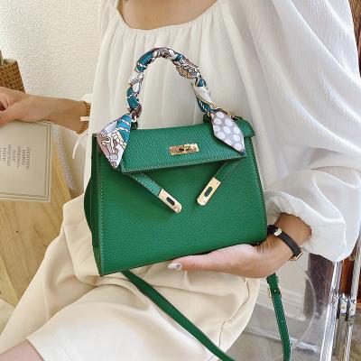 China SP413 Fashion Durable Style Ladies Green Evening Handbag With Silk Scarves for sale