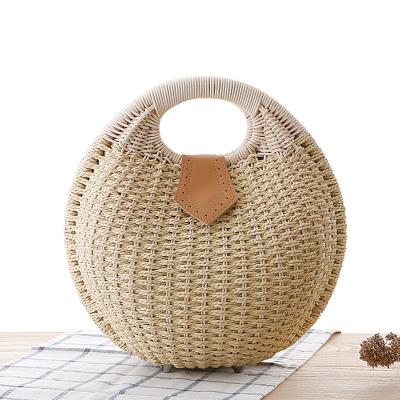 China SP762 Durable Beautiful Personality Straw Braided Bag Rattan Straw Woven Seashell Knitting Handbag for sale