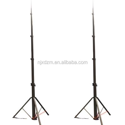 China Emergency Lighting 5m Tripod Integrated Cable Telescopic Lighting Mast for sale