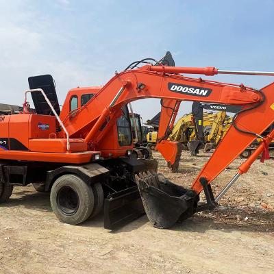 China 15Ton Medium Used Doosan Excavators Dh150-7 Wheeled Crawler Excavator Types for sale