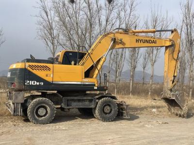 China 210W-9 Wheel Used Hyundai Excavators 21 Ton 2nd Hand Excavator  Earth Moving Diggers for sale