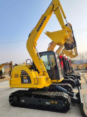 China 7 toneladas de excavadora Komatsu PC70 de segunda mano de 48.5kw en venta