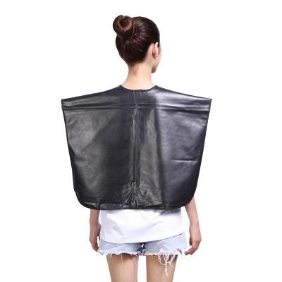 Cina Professional PVC Convenient Black Hair Shawl Clipping Cape For Salon Hairdressing Manufacturer Wholesale in vendita