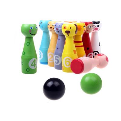 China Wholesale Outdoor Funny Games Wooden Mini Animals Wooden Bowling Ball Colorful for sale