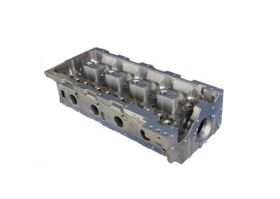 China OM611 Diesel Engine Cylinder Head 6110102320 6110104420 6110105420 for sale