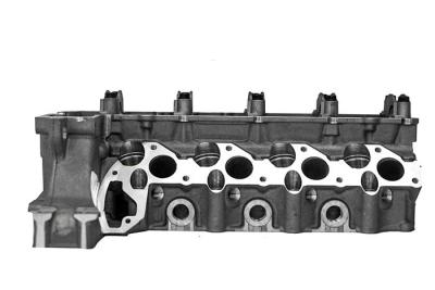 China MERCEDES BENZ OM601.970 Car Engine Cylinder Head 6010105620 6010106120 Spare Parts for sale