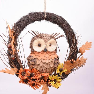 China Indoor Decoration Thanksgiving Decorations Twig Fall Maple Fall Wreath With Owl Decor for sale